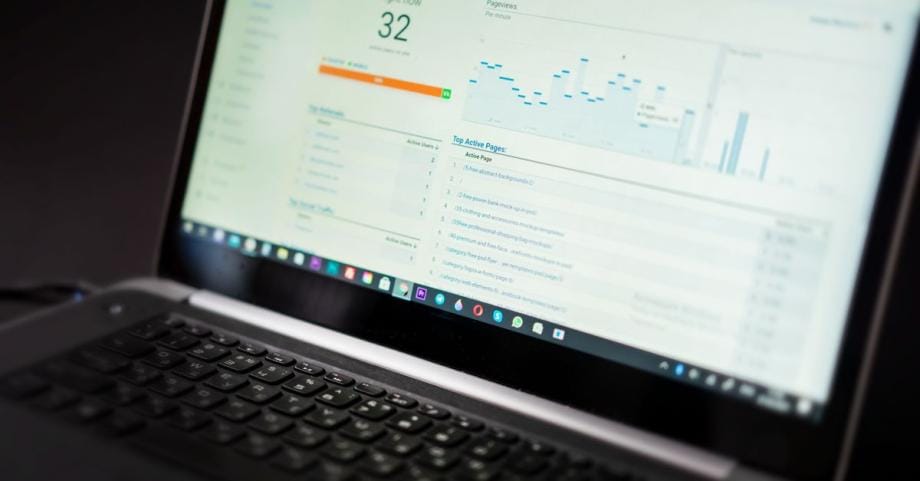 2026 年 YouTube SEO 工具评测：从关键词研究到 AI 算法优化指南